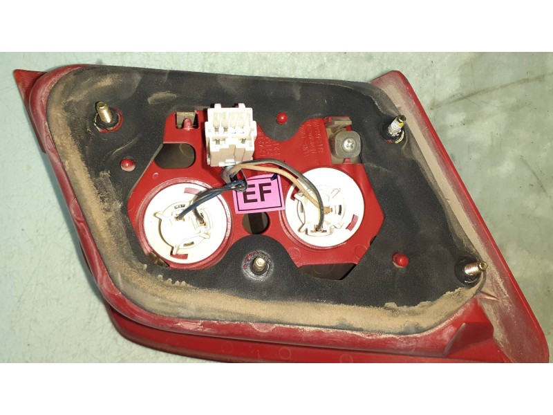 Recambio de piloto trasero derecho interior para chevrolet lacetti cdx referencia OEM IAM 1156 5D21C 