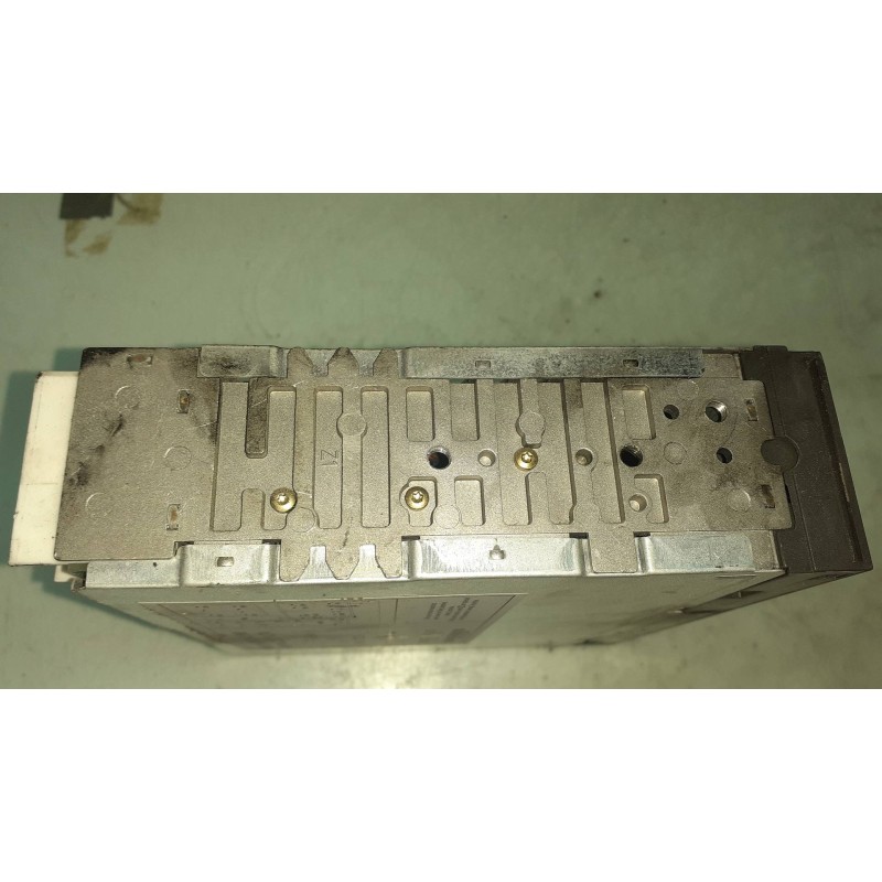 Recambio de sistema audio / radio cd para toyota corolla (e11) 1.4 linea terra (5-ptas.) referencia OEM IAM 8612002180  WH8405