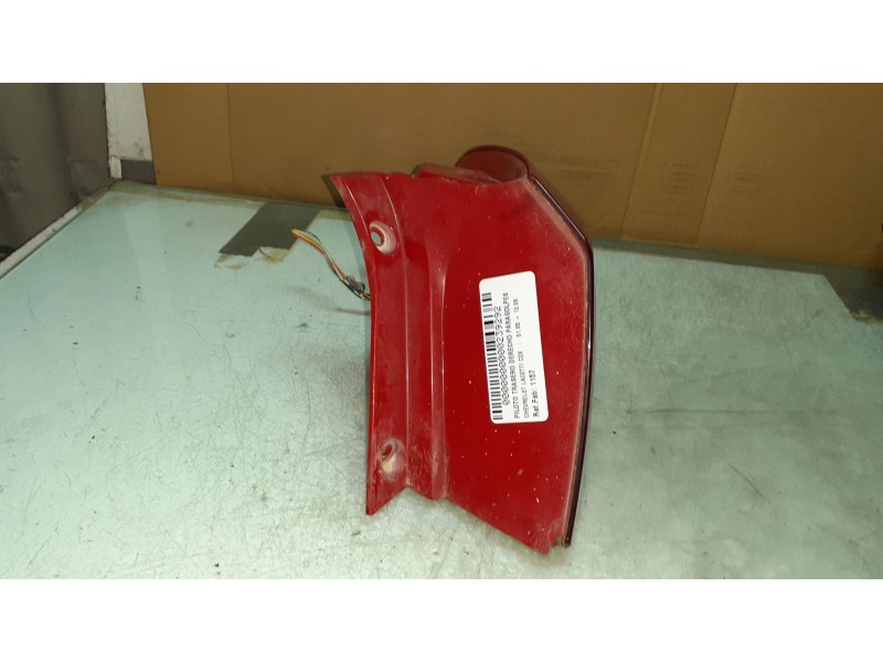 Recambio de piloto trasero derecho paragolpes para chevrolet lacetti cdx referencia OEM IAM 1157 5D21G 