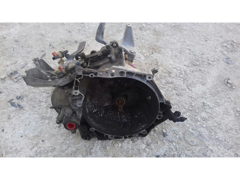 Recambio de caja cambios para peugeot 407 sw confort referencia OEM IAM 20DM65  6 VELOCIDADES