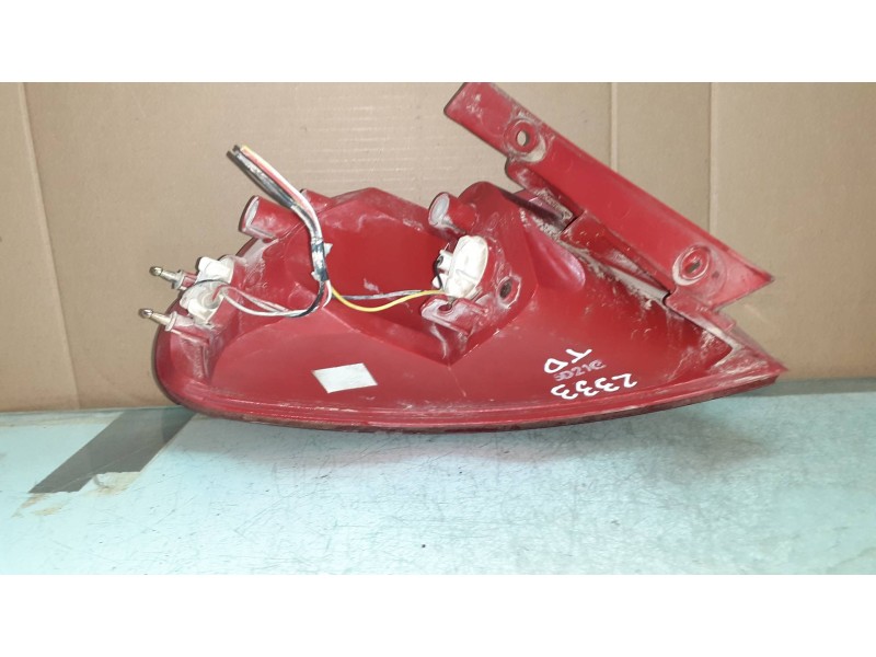 Recambio de piloto trasero derecho paragolpes para chevrolet lacetti cdx referencia OEM IAM 1157 5D21G 