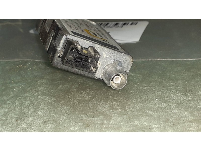 Recambio de modulo electronico para peugeot 308 style referencia OEM IAM 9678017080 81637700 AMPLIFICADOR ANTENA