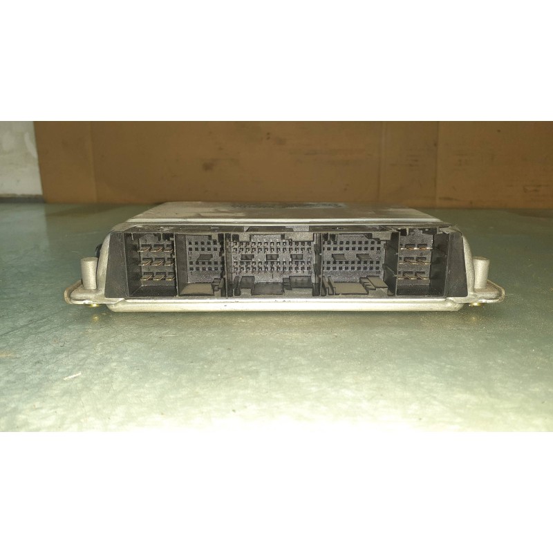 Recambio de centralita motor uce para toyota corolla (e11) 1.4 linea terra (5-ptas.) referencia OEM IAM 8966102660 0261206229 BO