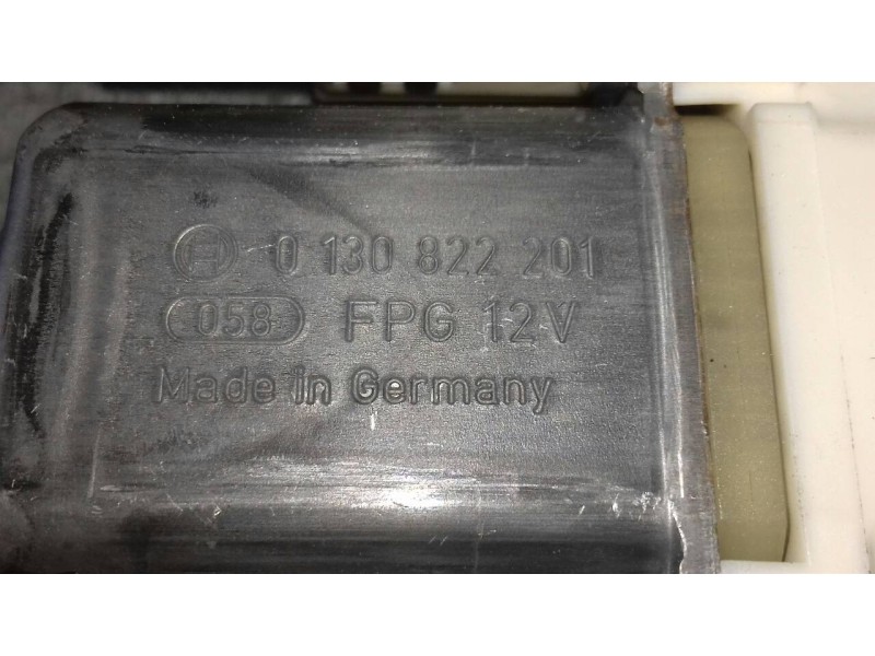 Recambio de motor elevalunas delantero derecho para peugeot 407 sw confort referencia OEM IAM 1137328126 994329104 0130922201