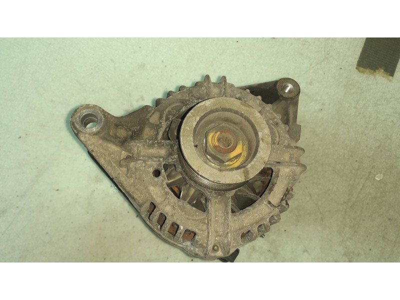 Recambio de alternador para toyota corolla (e11) 1.4 linea terra (5-ptas.) referencia OEM IAM 270600D020 BOSCH 80A