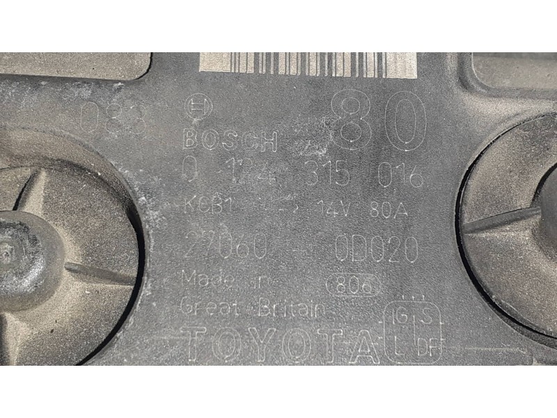 Recambio de alternador para toyota corolla (e11) 1.4 linea terra (5-ptas.) referencia OEM IAM 270600D020 BOSCH 80A