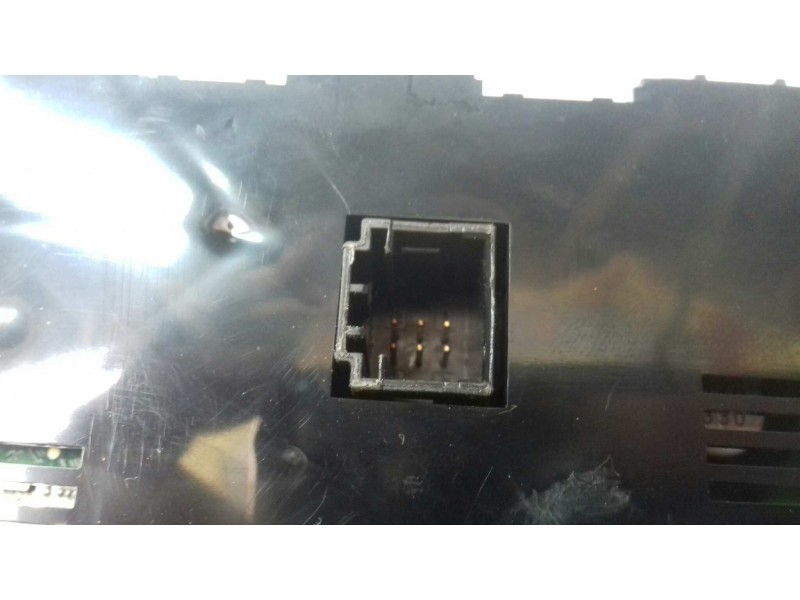 Recambio de mando climatizador para citroen c3 feel referencia OEM IAM 96753994XT 400018001 BERH