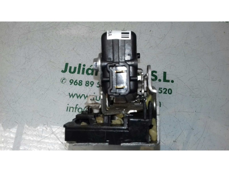 Recambio de cerradura puerta trasera derecha para dacia sandero básico referencia OEM IAM 8200735246  INTEVA