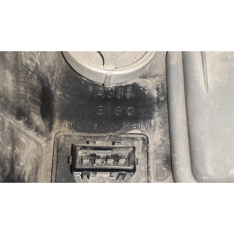 Recambio de faro izquierdo para fiat bravo (182) 1.8 16v / 16v 115 gt referencia OEM IAM 88201557SX A385 