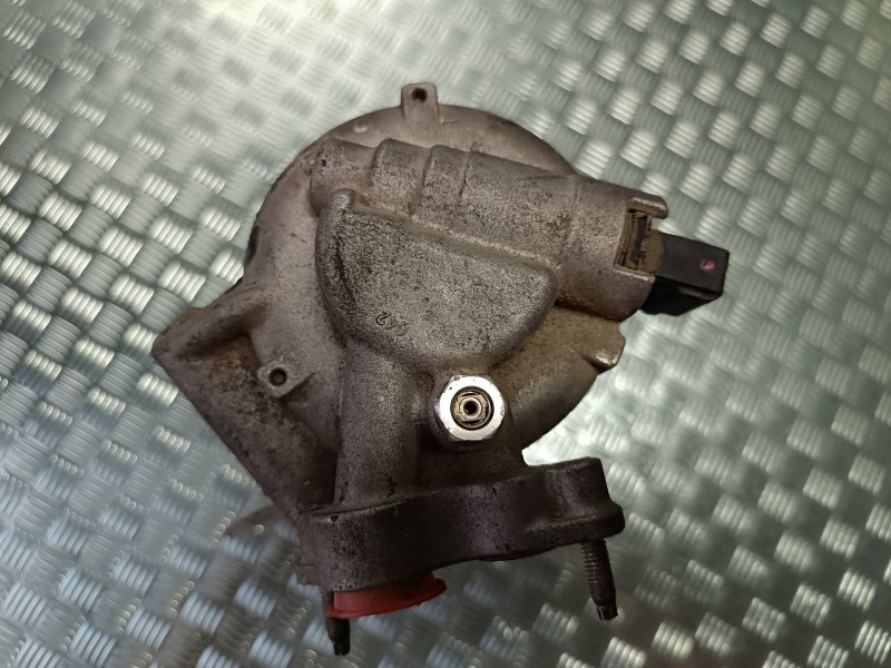 Recambio de compresor aire acondicionado para peugeot 308 access referencia OEM IAM 967565588001 VCS12E VALEO