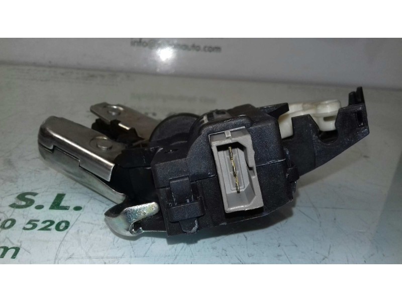 Recambio de cerradura maletero / porton para audi a4 berlina (8e) 2.0 tdi 16v (103kw) referencia OEM IAM 4F5827505D  