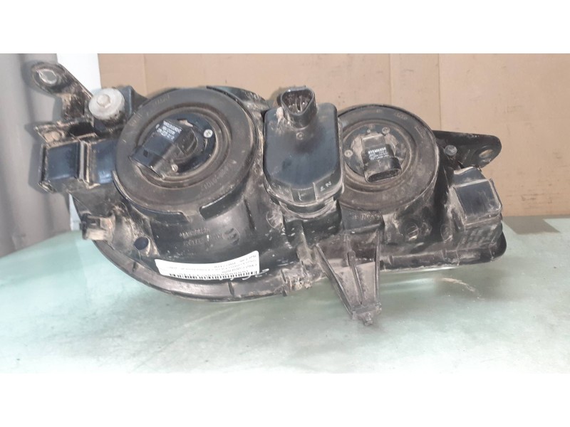 Recambio de faro izquierdo para toyota corolla (e11) 1.4 linea terra (5-ptas.) referencia OEM IAM 10077126 12459 KOITO