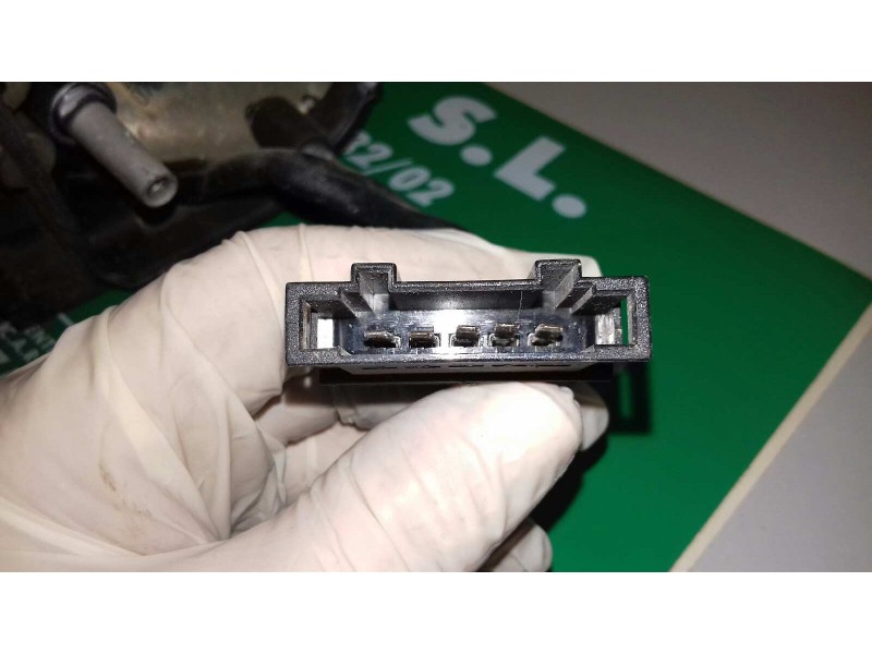 Recambio de retrovisor izquierdo para volkswagen golf iii berlina (1h1) s referencia OEM IAM   ELECTRICO
