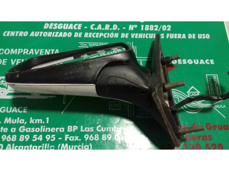 Recambio de retrovisor izquierdo para volkswagen golf iii berlina (1h1) s referencia OEM IAM   ELECTRICO