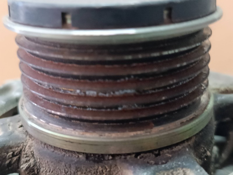 Recambio de alternador para citroen c4 berlina collection referencia OEM IAM 9646321880 BOSCH CL15