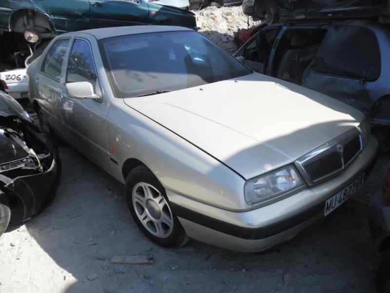 lancia kappa berlina del año 1998