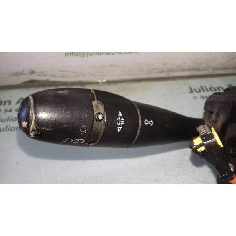 Recambio de mando luces para citroen c3 1.4 hdi 16v sx referencia OEM IAM 96576767XT 61776901 COM2002 Recambio de mando luces para citroen c3 1.4 hdi 16v sx referencia OEM IAM 96576767XT 61776901 COM2002