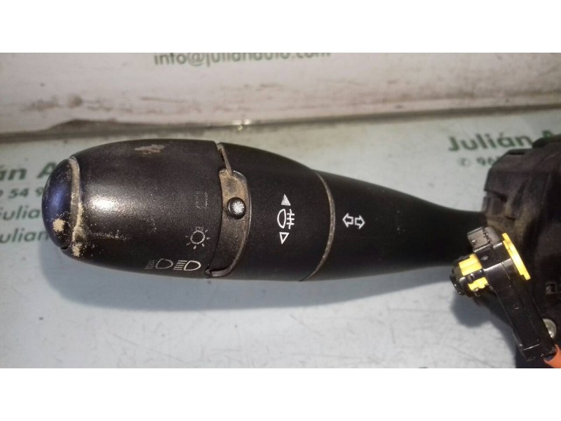 Recambio de mando luces para citroen c3 1.4 hdi 16v sx referencia OEM IAM 96576767XT 61776901 COM2002 Recambio de mando luces para citroen c3 1.4 hdi 16v sx referencia OEM IAM 96576767XT 61776901 COM2002