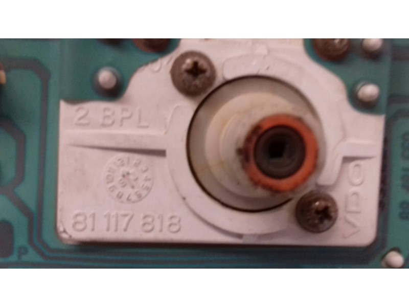 Recambio de cuadro instrumentos para nissan micra (k11) básico (k11) referencia OEM IAM 81117818 87001286 VDO