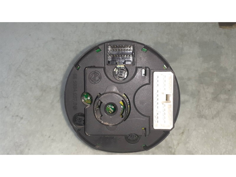 Recambio de cuadro instrumentos para alfa romeo 156 1.6 16v t.spark distinctive referencia OEM IAM 6850849915 6850840010A 616034