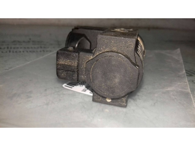 Recambio de valvula aire adicional para kia sportage lx referencia OEM IAM 70027200  2 PINES