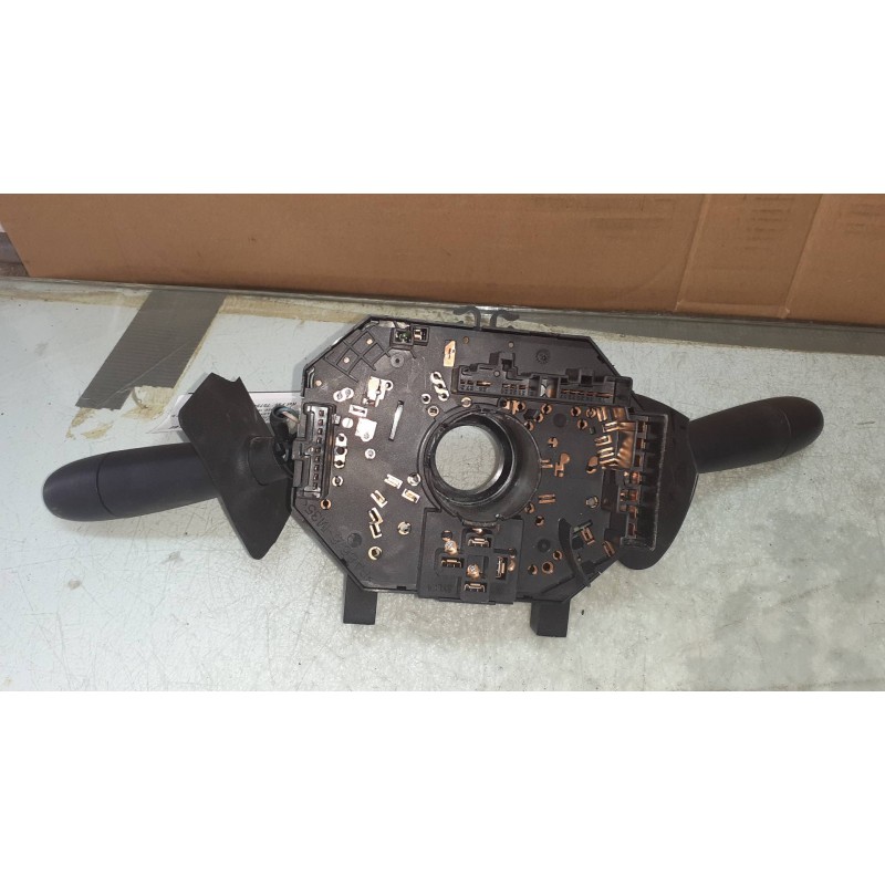 Recambio de mando luces para alfa romeo 156 1.6 16v t.spark distinctive referencia OEM IAM 7573490 719075 B883