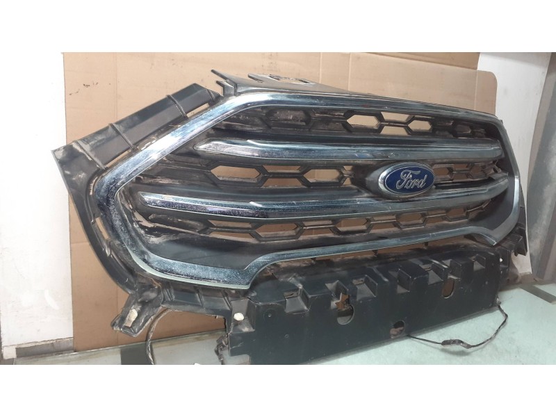 Recambio de rejilla delantera para ford ecosport (cr6) titanium referencia OEM IAM GN1517B968  