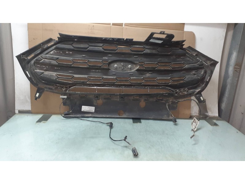 Recambio de rejilla delantera para ford ecosport (cr6) titanium referencia OEM IAM GN1517B968  