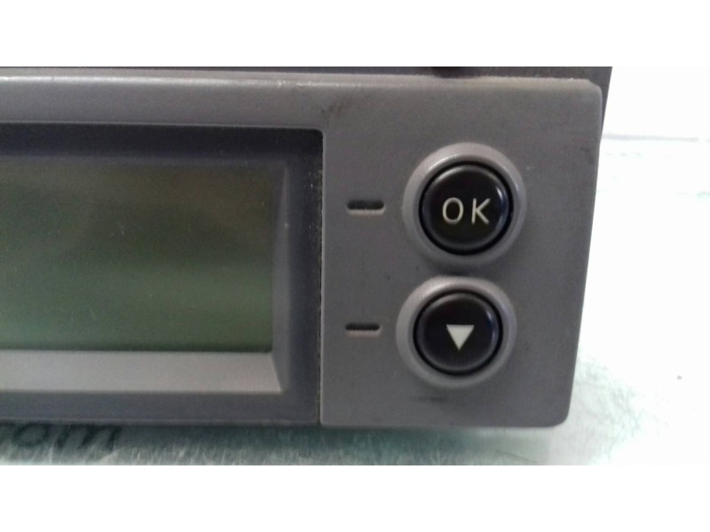 Recambio de pantalla multifuncion para nissan micra (k12e) acenta referencia OEM IAM AX607  