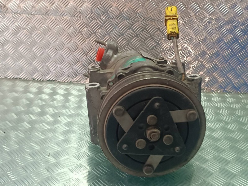 Recambio de compresor aire acondicionado para peugeot 206 berlina x-line refri referencia OEM IAM 9646270880 SD6V12 SANDEN
