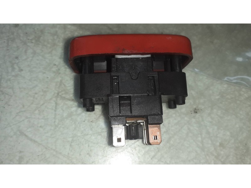 Recambio de warning para alfa romeo 156 1.6 16v t.spark distinctive referencia OEM IAM A223  CONECTOR 8 PINES