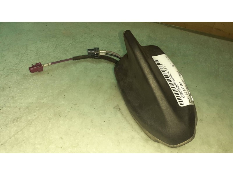 Recambio de antena para ford ecosport (cr6) titanium referencia OEM IAM GN1519G461GE GN1519G461 AN3AA