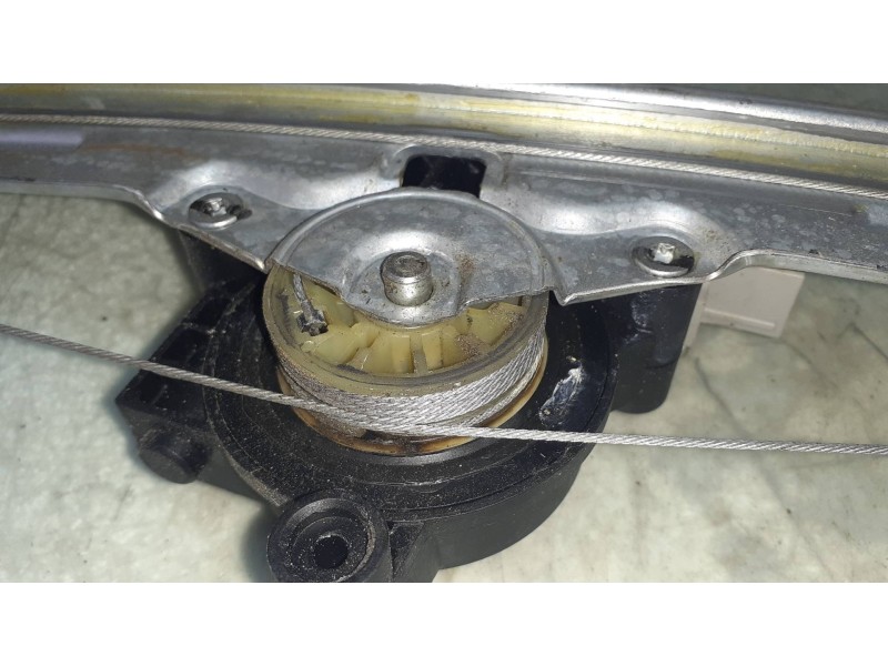 Recambio de elevalunas trasero derecho para fiat bravo (198) 1.6 16v dynamic multijet (77kw) referencia OEM IAM 72005003 1060308