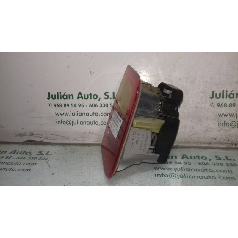 Recambio de piloto trasero izquierdo interior para bmw serie 3 berlina (e46) 320d referencia OEM IAM 230569  PORTON