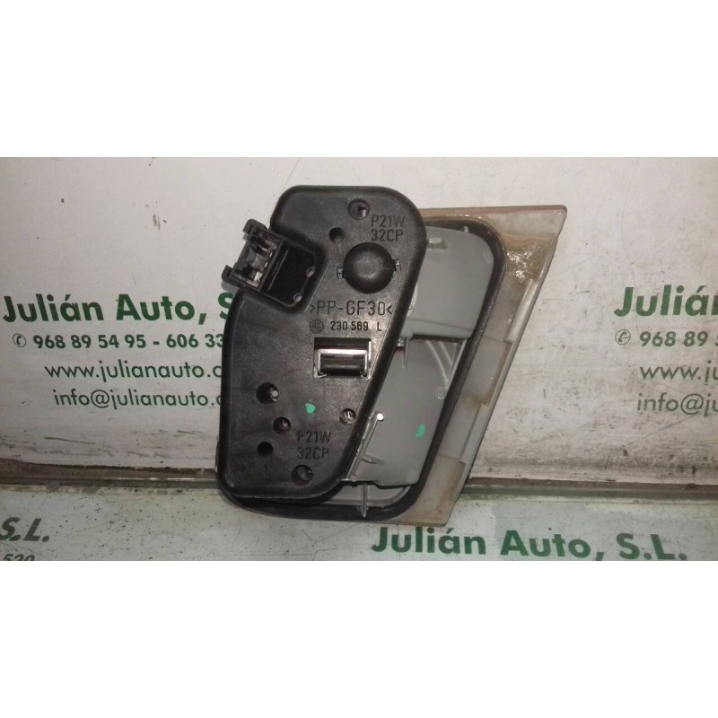 Recambio de piloto trasero izquierdo interior para bmw serie 3 berlina (e46) 320d referencia OEM IAM 230569  PORTON