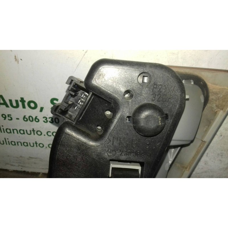 Recambio de piloto trasero izquierdo interior para bmw serie 3 berlina (e46) 320d referencia OEM IAM 230569  PORTON