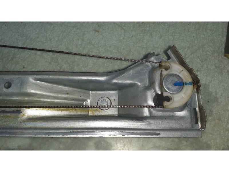 Recambio de elevalunas trasero izquierdo para fiat bravo (198) 1.6 16v dynamic multijet (77kw) referencia OEM IAM 51827396  