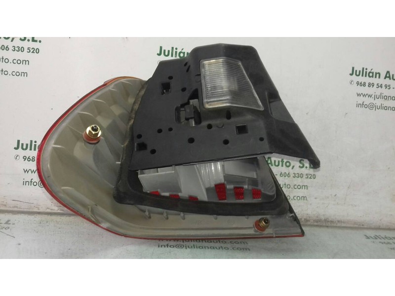 Recambio de piloto trasero derecho para bmw serie 3 berlina (e46) 320d referencia OEM IAM 230012  