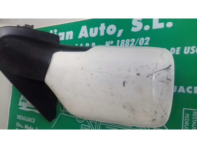 Recambio de retrovisor derecho para volkswagen golf iii berlina (1h1) s referencia OEM IAM   ELECTRICO