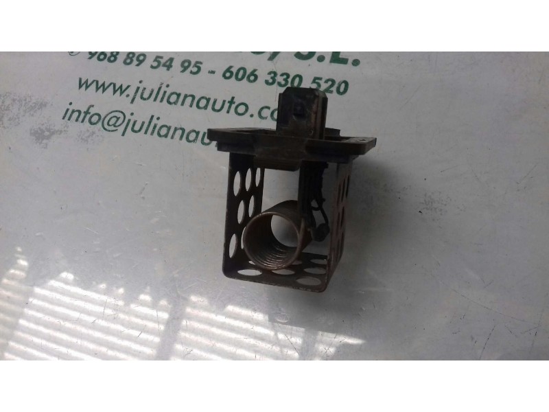 Recambio de resistencia calefaccion para peugeot 206 sw xs referencia OEM IAM 9641212480  3 PINES
