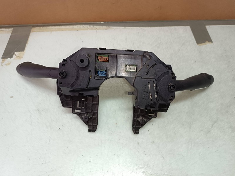 Recambio de mando luces para citroen c4 berlina collection referencia OEM IAM 96621668XT 34565723 VALEO