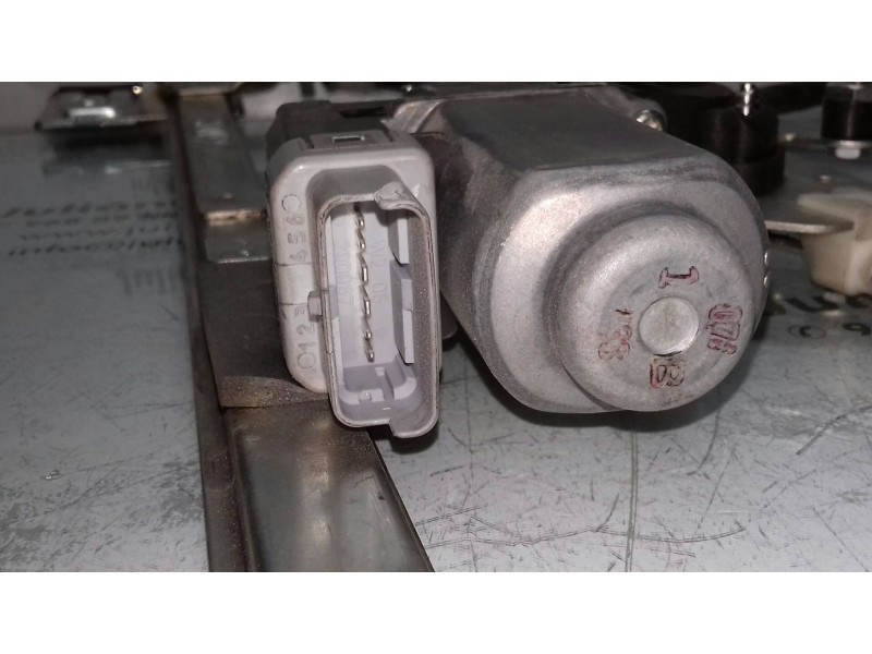 Recambio de elevalunas delantero derecho para citroen jumper caja abierta (06.2006 =>) 2.2 hdi cat referencia OEM IAM 10400983D 