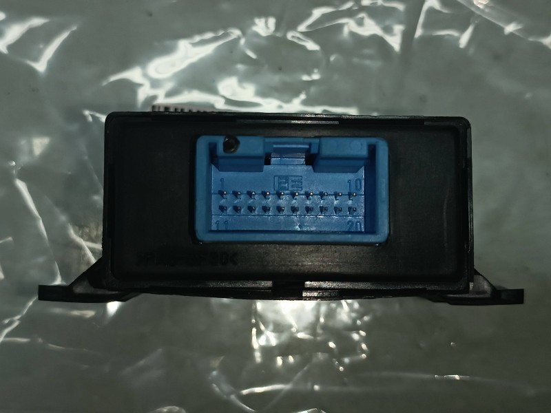 Recambio de modulo electronico para audi a4 berlina (8e) 2.5 tdi quattro (132kw) referencia OEM IAM   CONECTOR 10 PINES