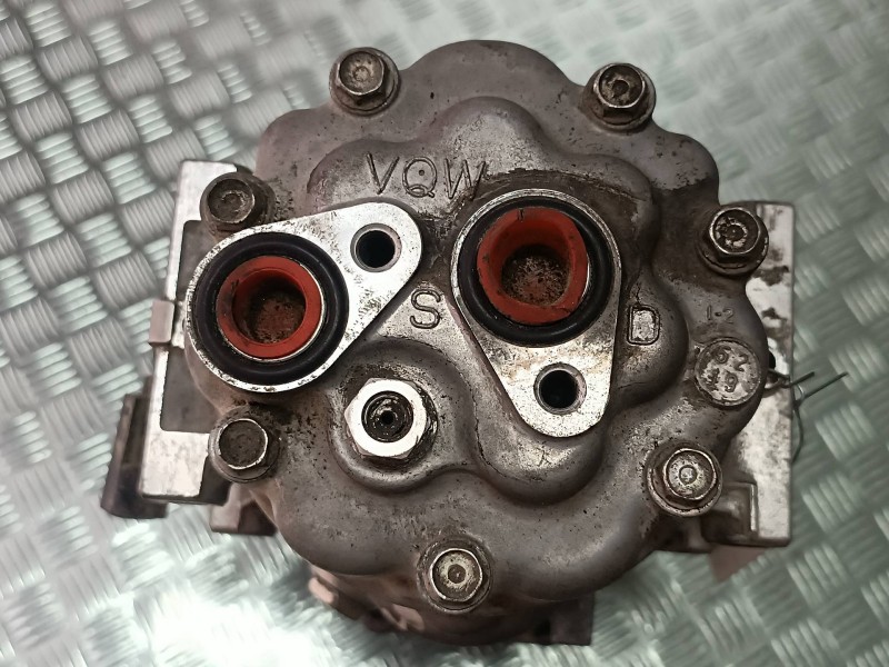 Recambio de compresor aire acondicionado para ford focus berlina (cap) trend referencia OEM IAM 3M5H19D629HD SD7V16 SANDEN