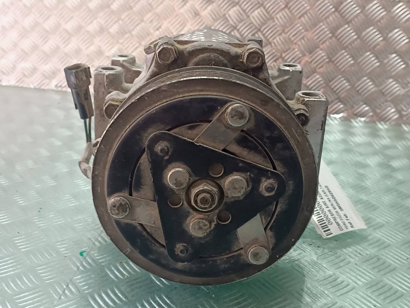 Recambio de compresor aire acondicionado para ford focus berlina (cap) trend referencia OEM IAM 3M5H19D629HD SD7V16 SANDEN