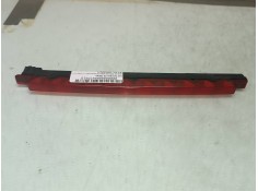 Recambio de luz central de freno para audi a6 berlina (4b2) 2.5 v6 24v tdi referencia OEM IAM 4B09450971  CONECTOR 2 PINES