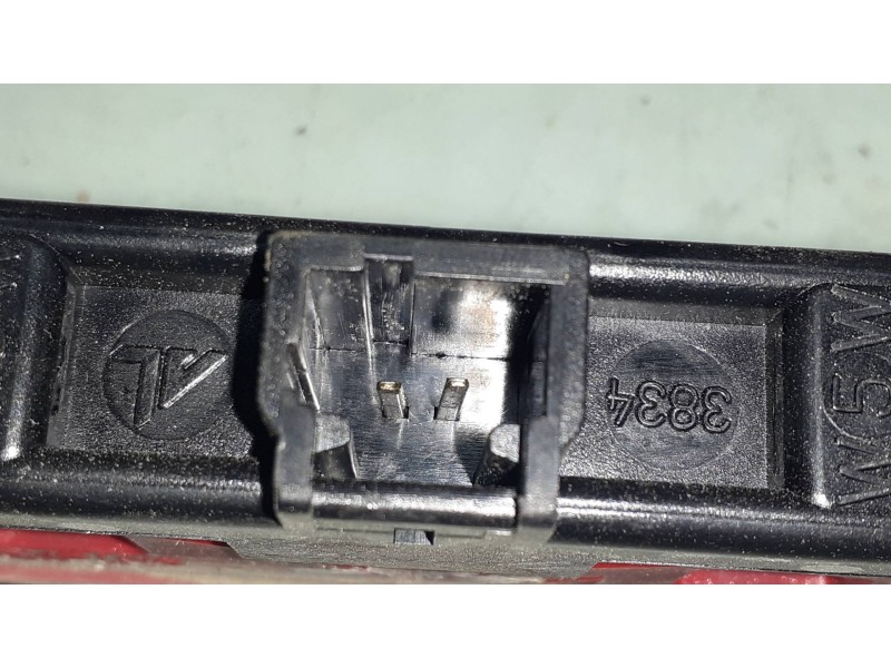 Recambio de luz central de freno para peugeot 107 urban referencia OEM IAM E204017  S302E204017