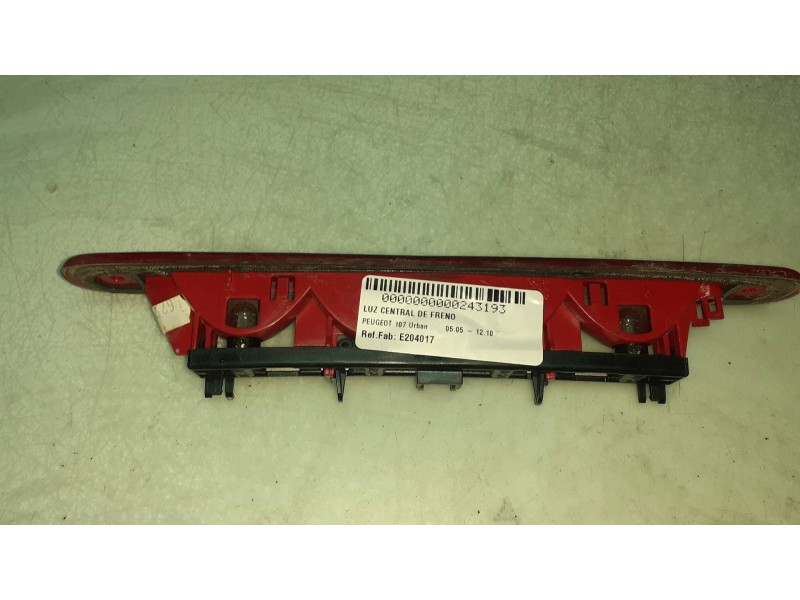 Recambio de luz central de freno para peugeot 107 urban referencia OEM IAM E204017  S302E204017