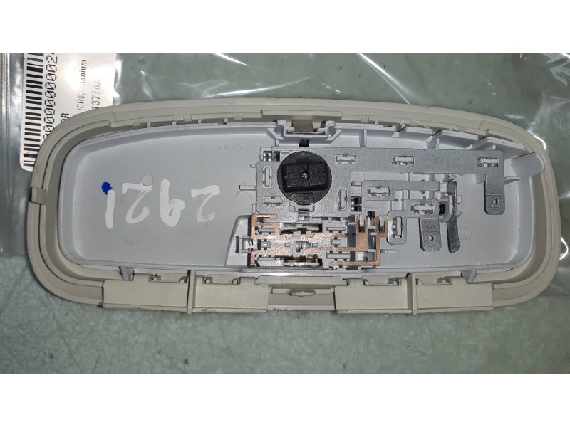 Recambio de luz interior para ford ecosport (cr6) titanium referencia OEM IAM ET7613776AA 168459 168461