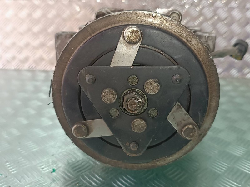 Recambio de compresor aire acondicionado para ford focus berlina (cap) trend referencia OEM IAM 3M5H19D629 SD7V16 SANDEN